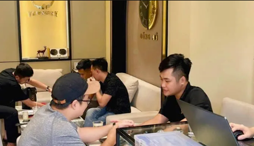 Địa chỉ mua đồng hồ audermars piguet royal oak uy tín